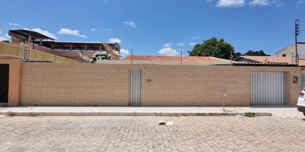 01-casa-a-venda-centro-petrolândia-thiago-ferraz-tf-u-0001